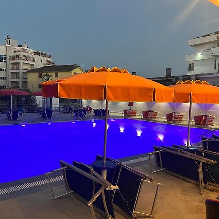 Blue Balcony Hotel โกเลม ภายนอก รูปภาพ