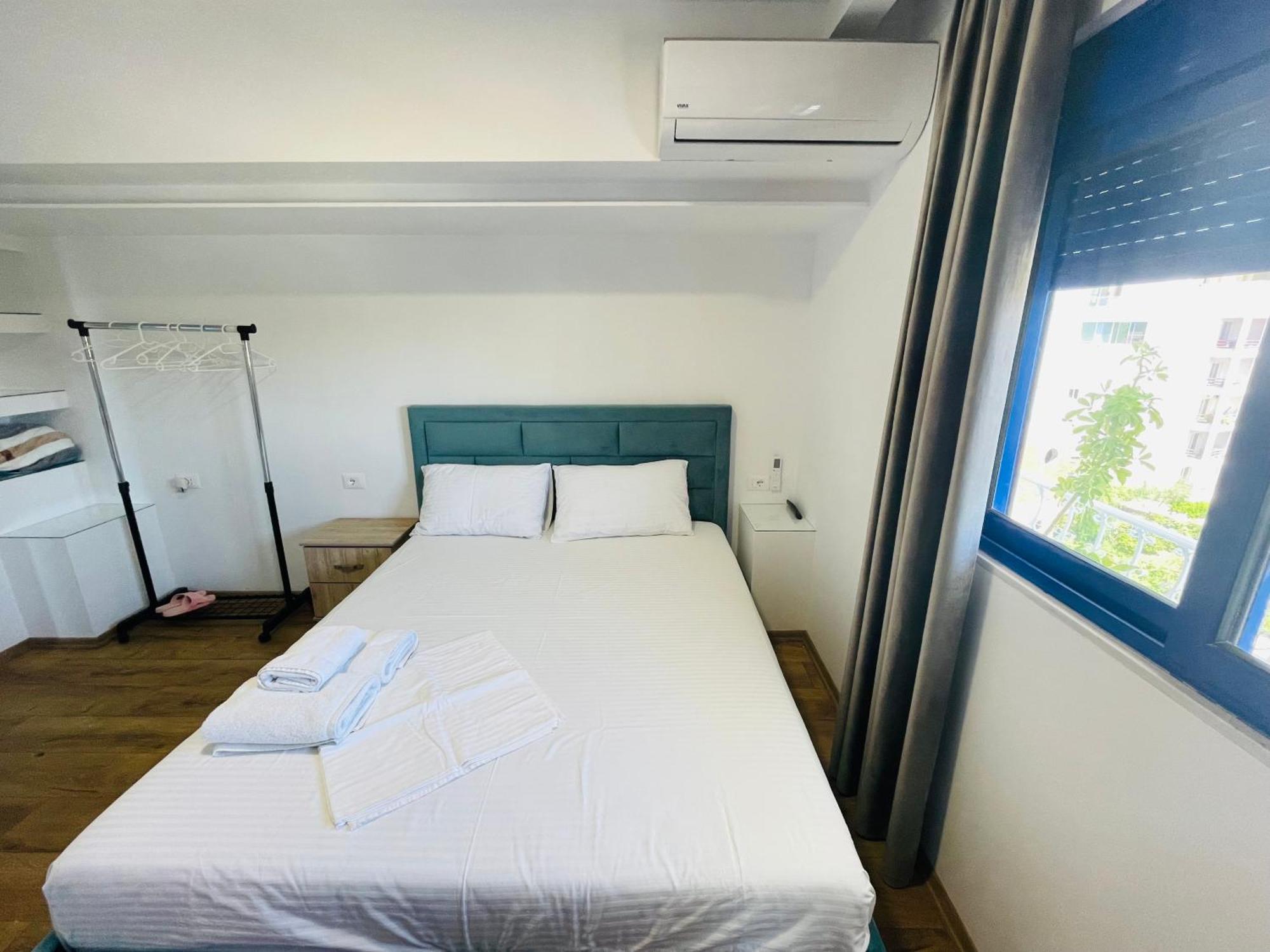 Blue Balcony Hotel โกเลม ภายนอก รูปภาพ